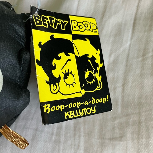 Betty Boop doll - Picture 4 of 7